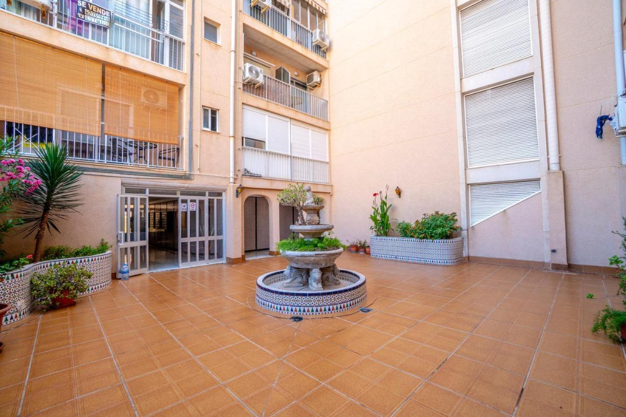Amarillo Soleado Apartment Torrevieja Exterior foto