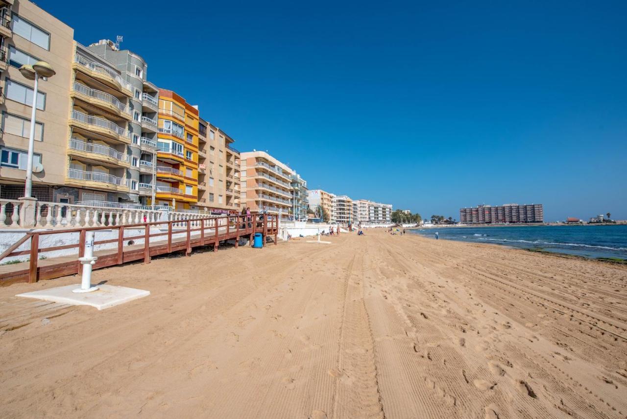 Amarillo Soleado Apartment Torrevieja Exterior foto